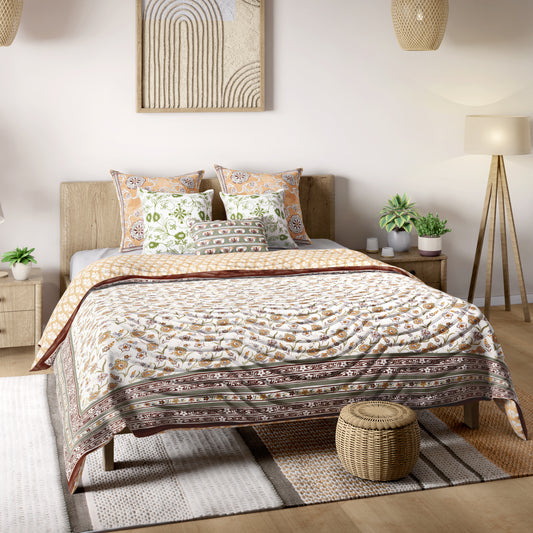 Khwaab Maroon Cotton Quilt