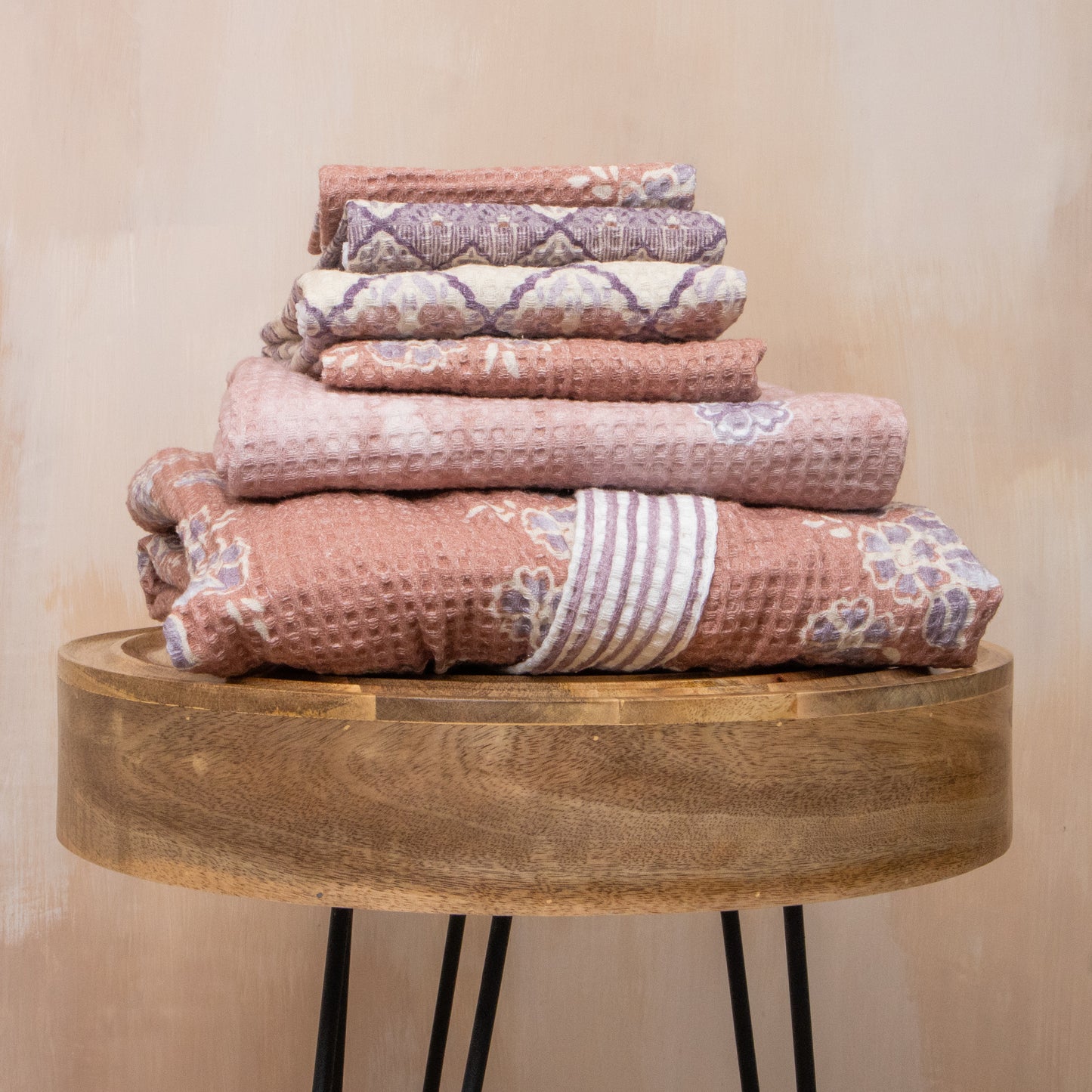 Mimo Pink Cotton Waffle Bath Towel