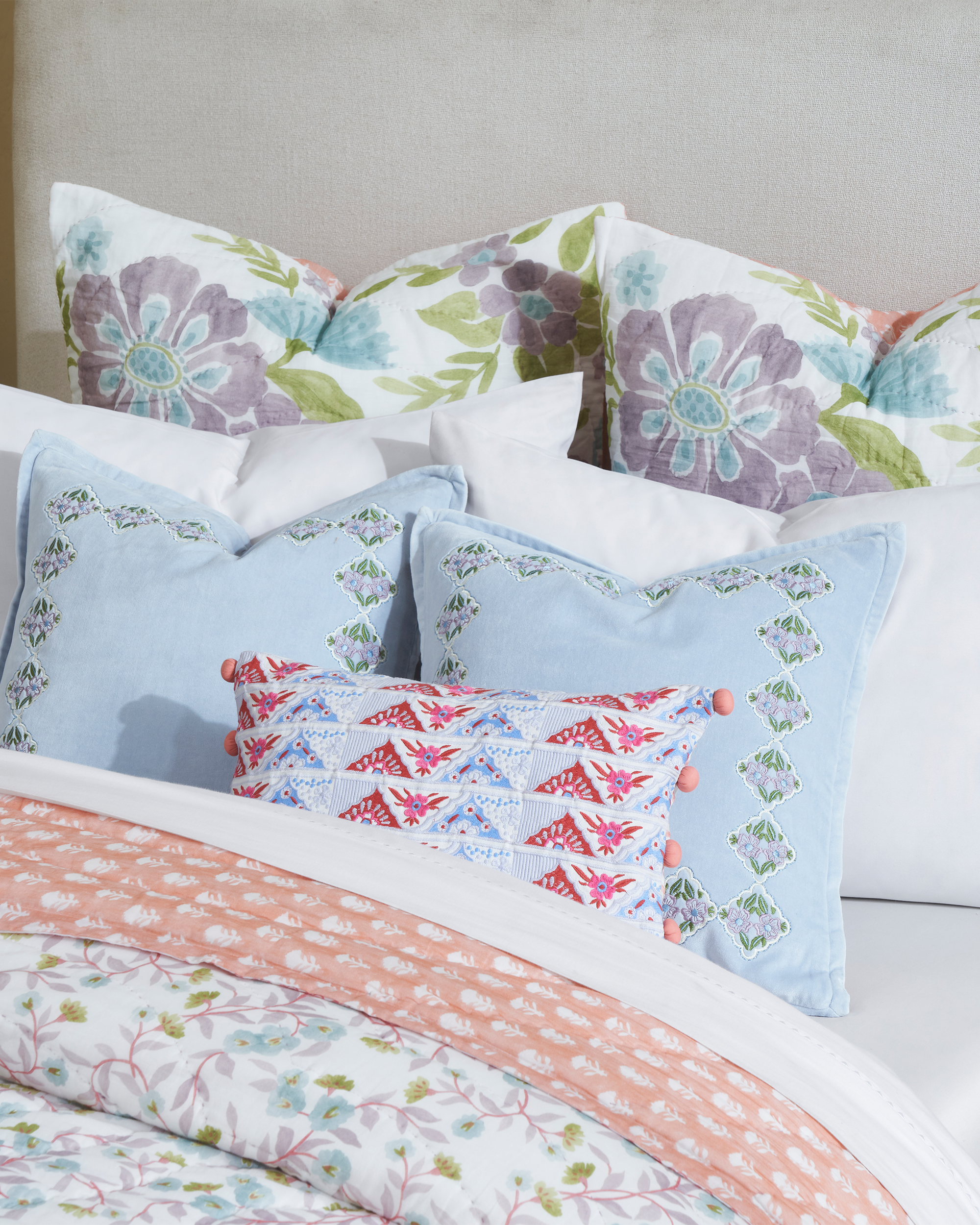 Mimo Blue Cotton AC Quilt - detail shot