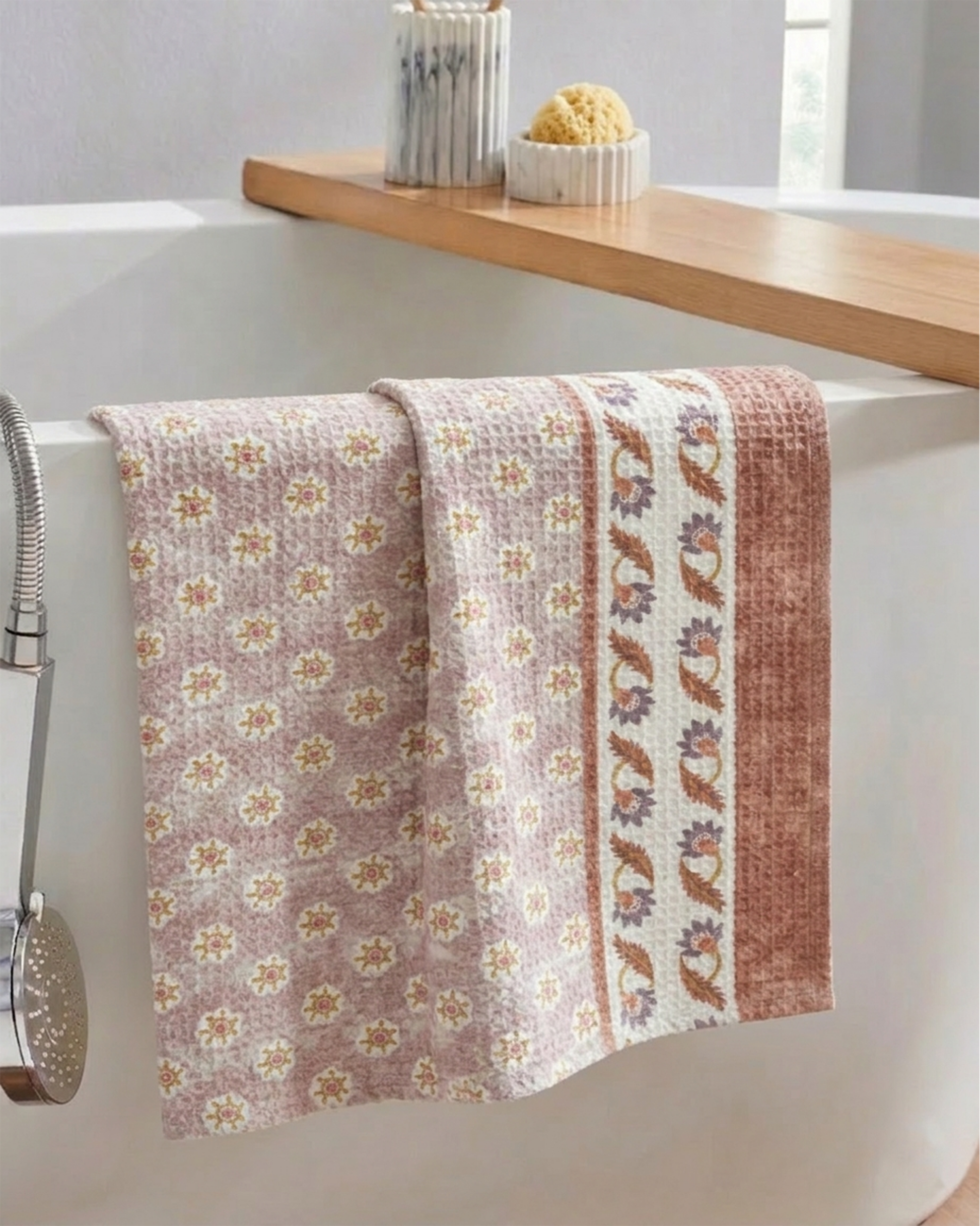 Rahat Buta Pink Cotton Hand Towel | Taran Living