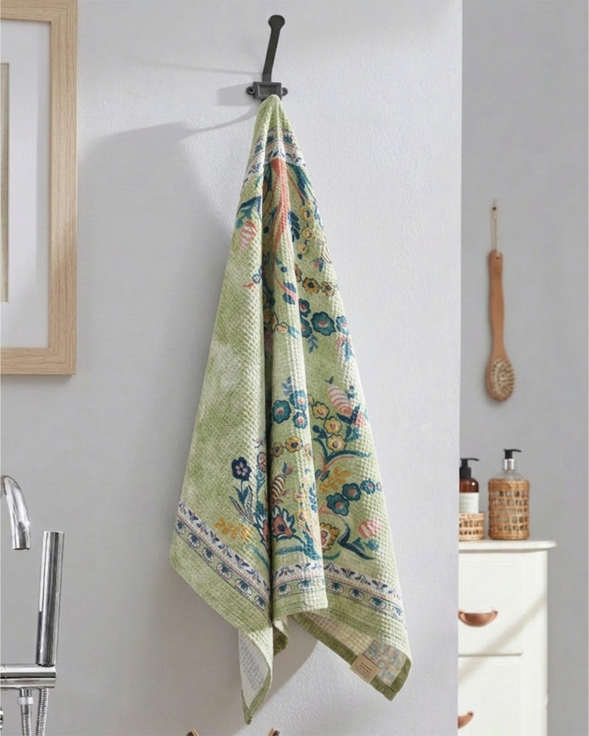 Khwaab Green Cotton Bath Towel - detail shot