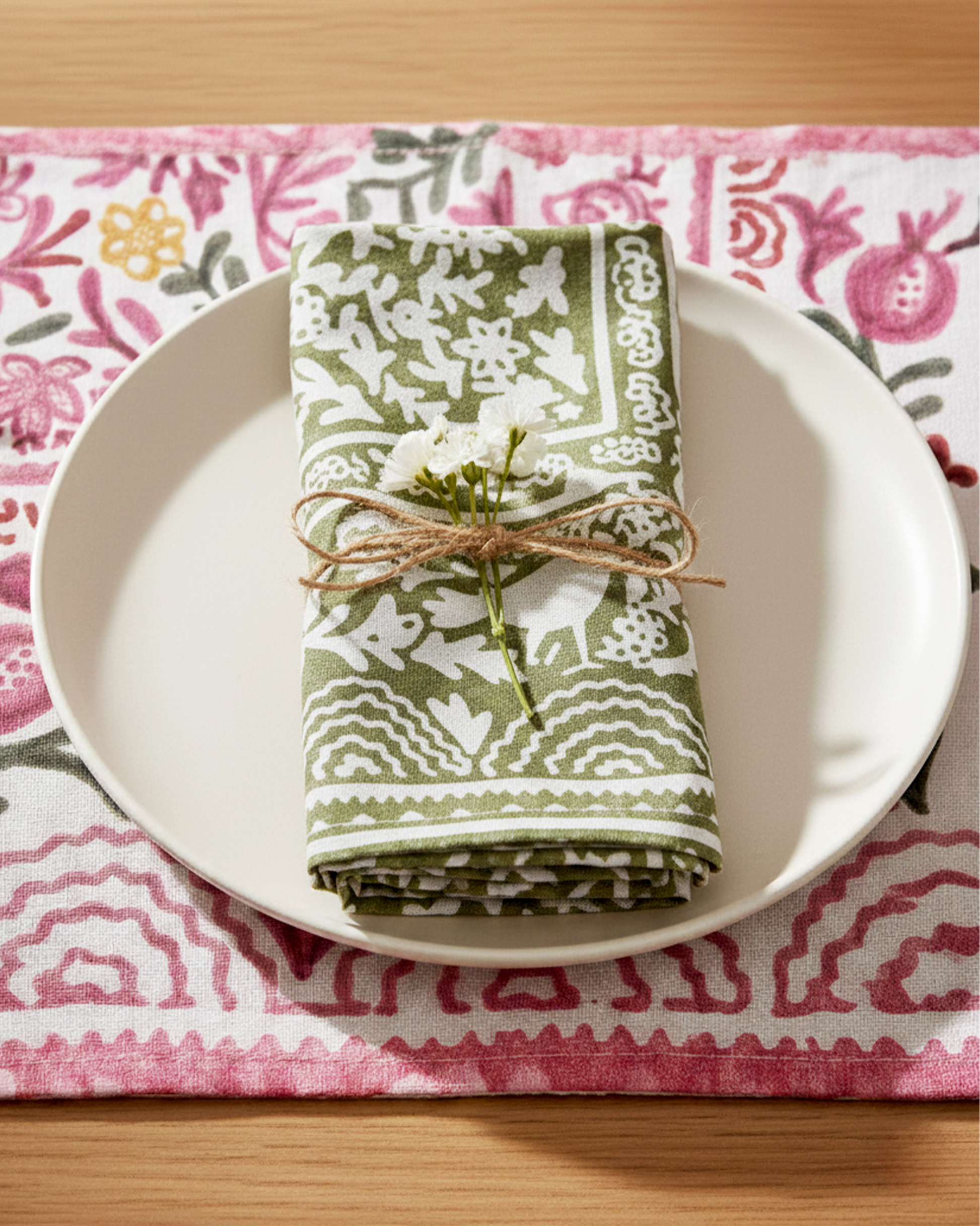 Ayna Green Pink Bird Printed Napkin | Taran Living